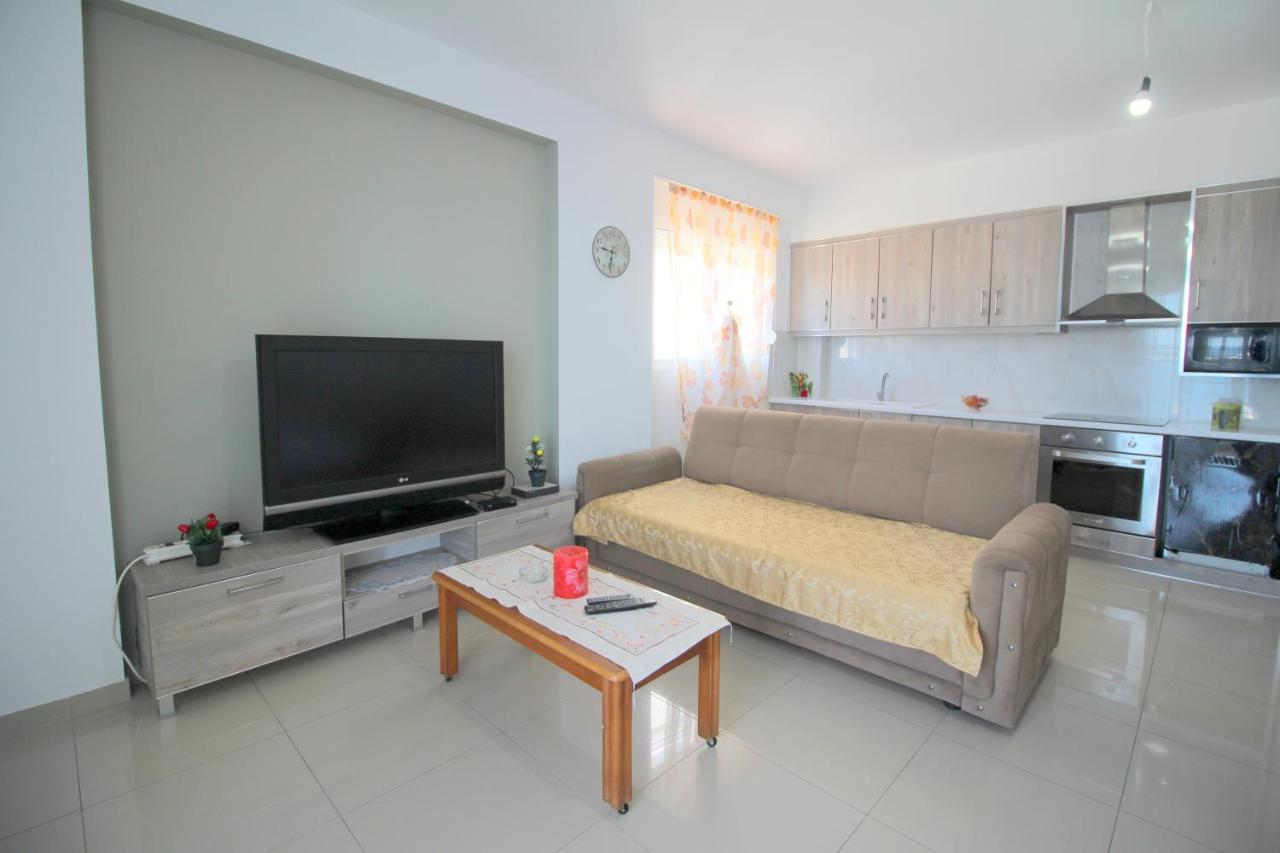 Eduart Apartments 2 Sarande Bagian luar foto