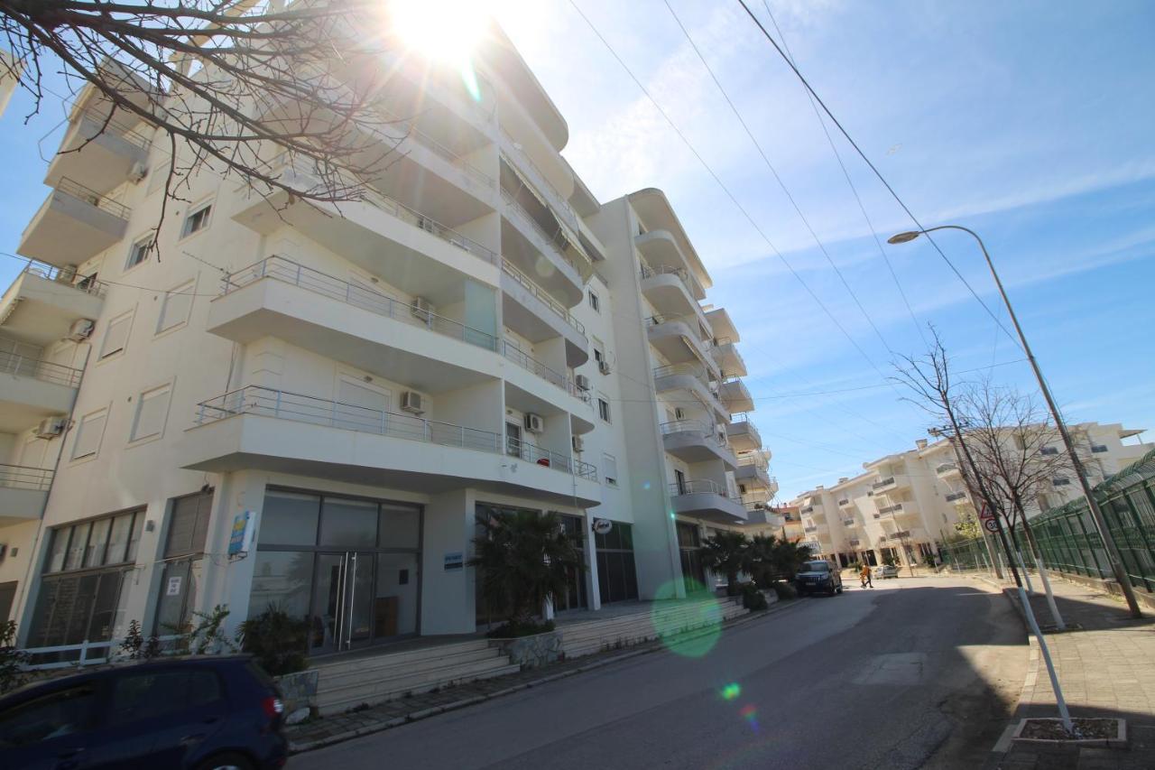 Eduart Apartments 2 Sarande Bagian luar foto