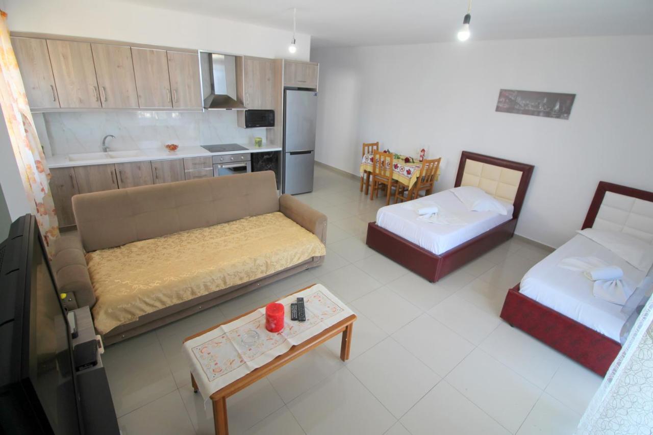 Eduart Apartments 2 Sarande Bagian luar foto